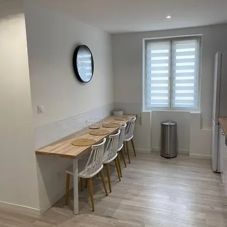 L'Arena - Logement Cosy Proche De La Maison Carree *